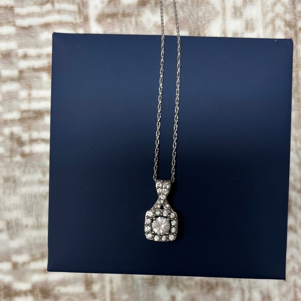 Elegant CZ and Silver Pendant Necklace 18 inch chain